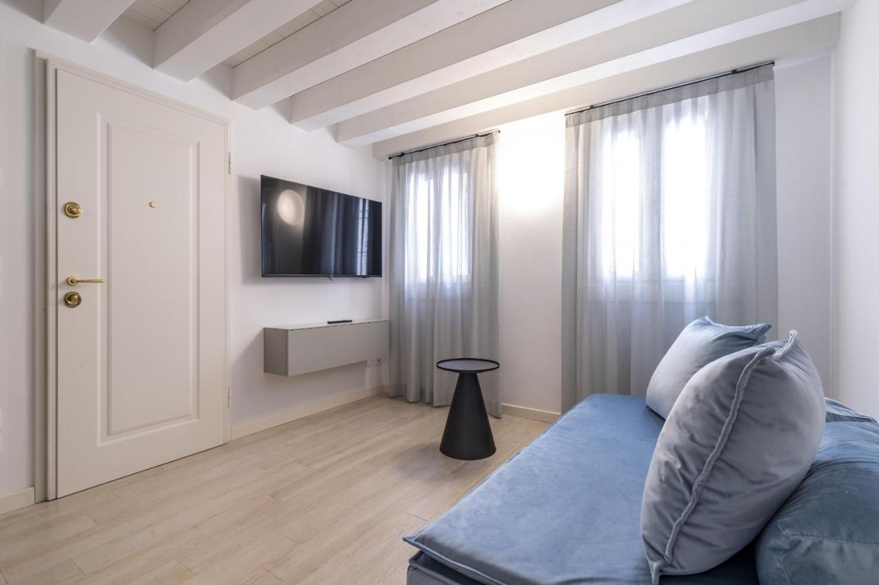 Ca' San Carlo Residence By Wonderful Italy Венеция Экстерьер фото