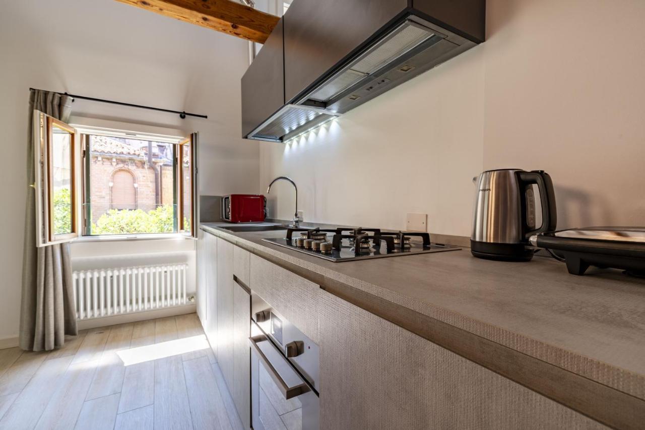 Ca' San Carlo Residence By Wonderful Italy Венеция Экстерьер фото
